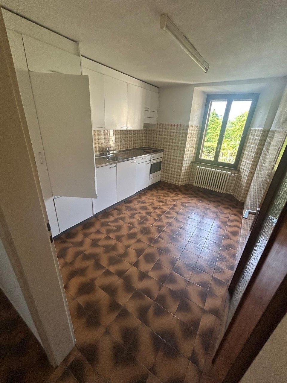 Cucina 5.5 locali , Haus zu verkaufen, 6934 Bioggio