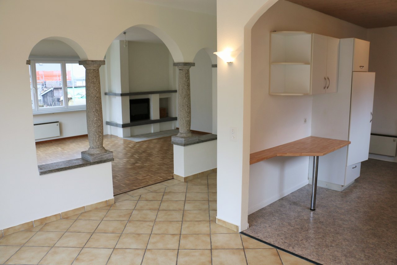 App. 4.5 locali con terrazza e giardino al piano 1 , Casa vendita, 6500 Bellinzona