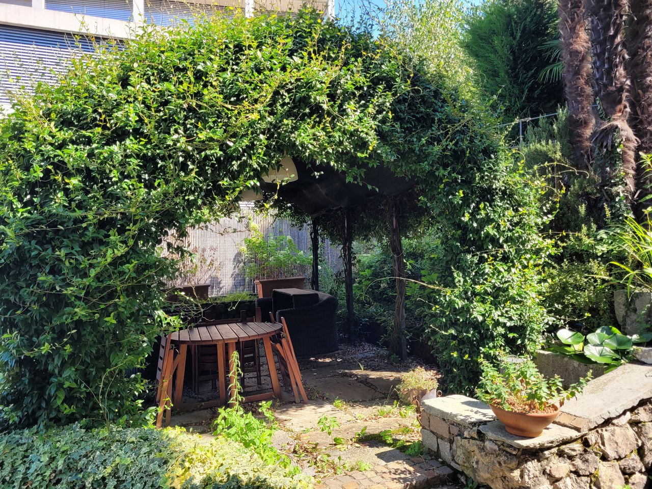 Grazioso giardino con portico , Villa vendita, 6900 Paradiso