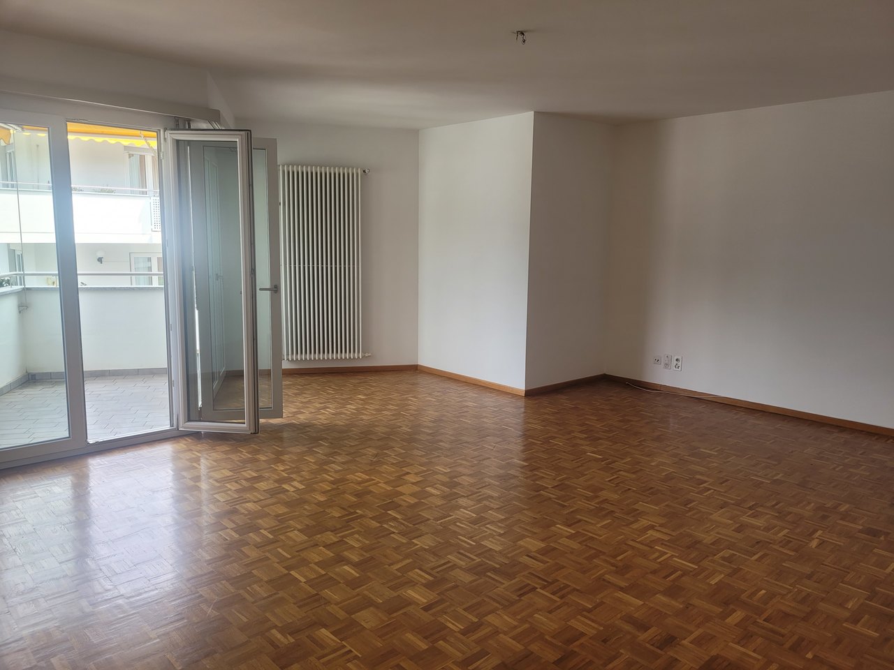 Abgeschlossenes Wohn-Esszimmer , Attikawohnung zu verkaufen, 6900 Paradiso