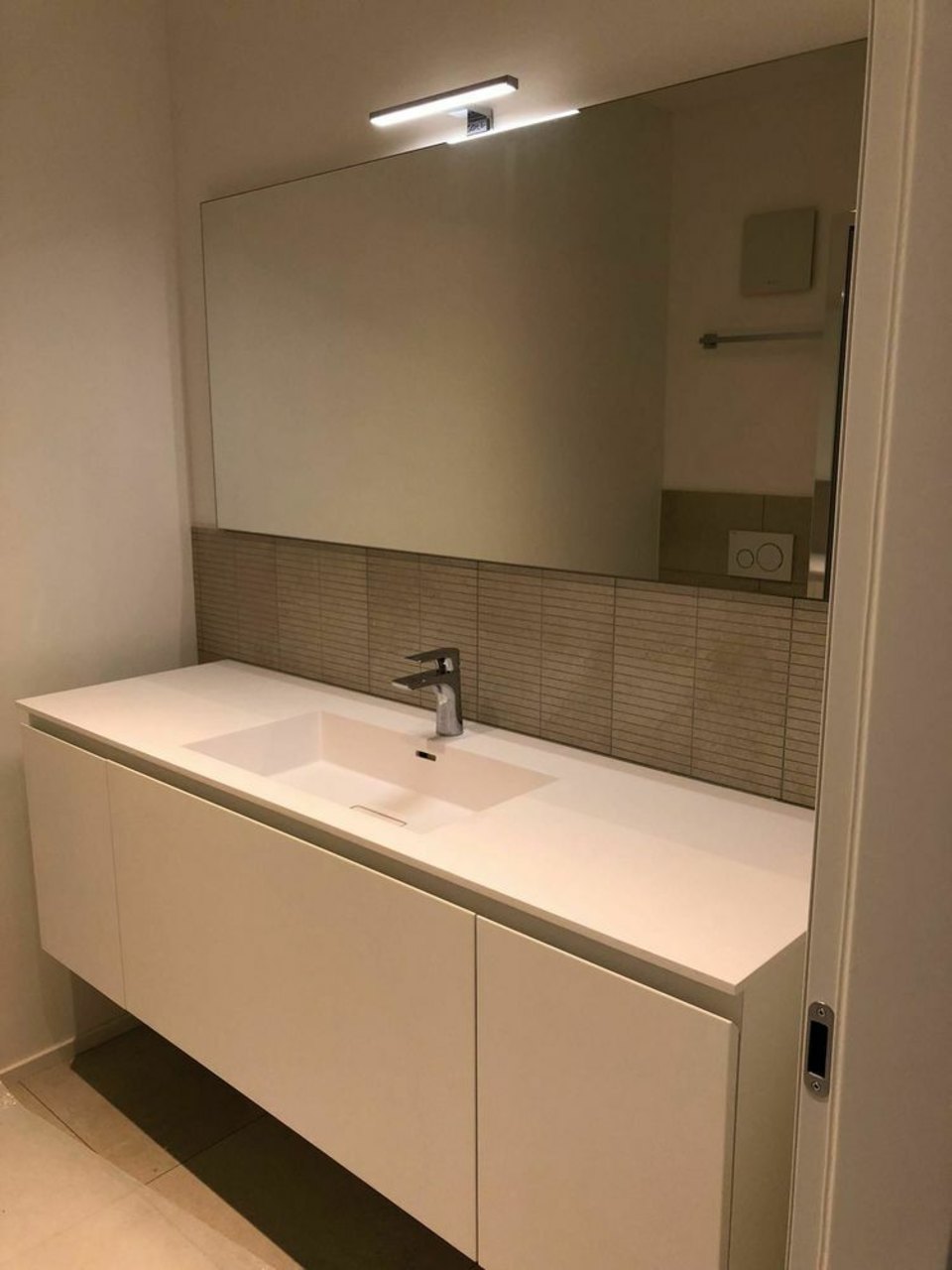 ... , Appartement à louer, 6600 Muralto